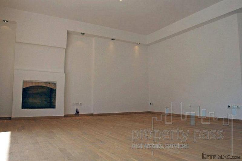 2 bedroom Apartment For Sale: Glyfada..