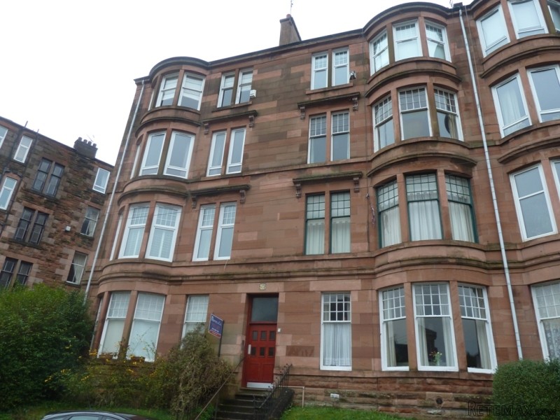 3/2 11 Tassie St, Shawlands, Glasgow..