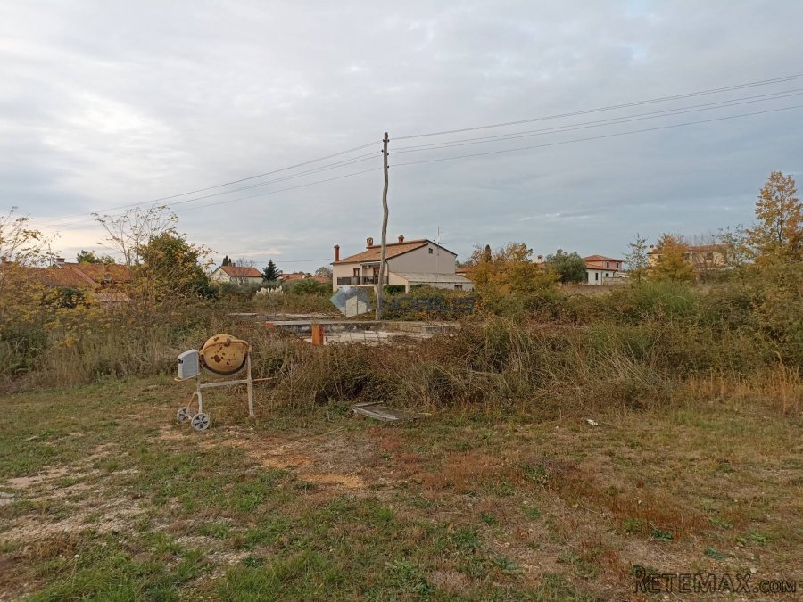 Istra, Poreč, Rogovići-Tar, građevinsko zemljište 1600m2 - 2