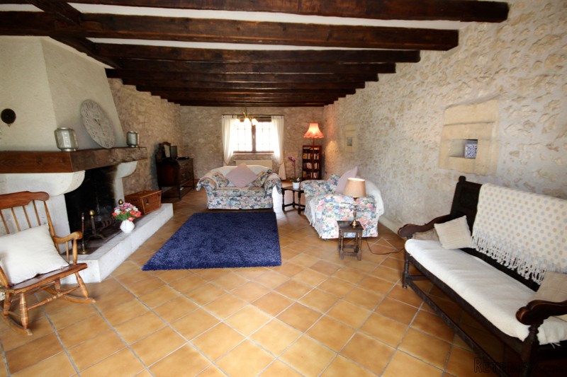 Spacious 6 bedroom house with fabulous.. - 2