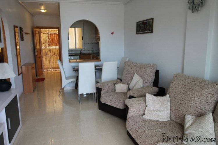 Well presented two bedroom first floor apartment located in.. - 3