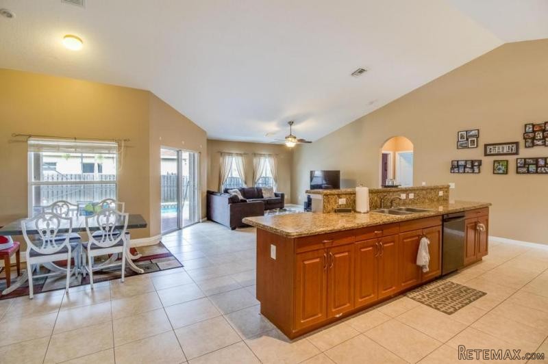 2401 Sw Lamb Av, Port Saint Lucie, FL -.. - 2