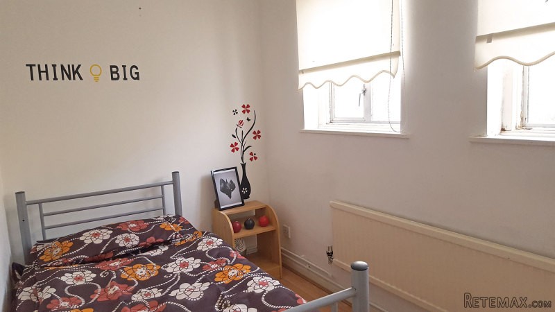 Single room, Zone 2, All saints