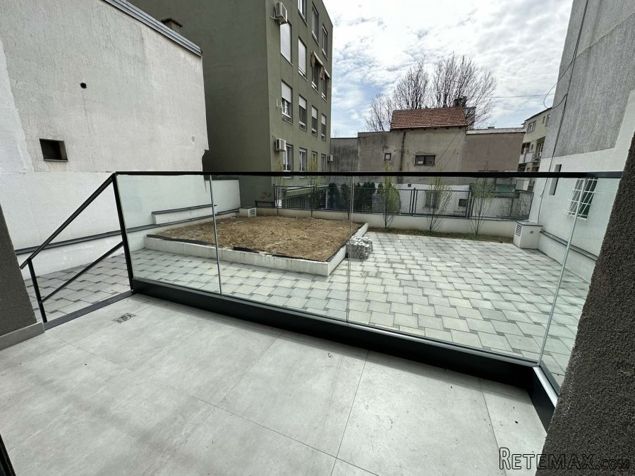 Vracar trosoban stan 70m2 LUX useljiv - 12