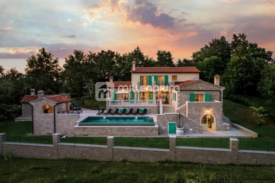 Istra, predivna vila s bazenom u blizini Pazina