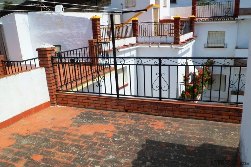 Town House for Sale in Archez 67.000..