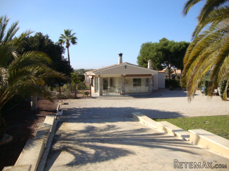 5 Bedrooms - Villa - Alicante - For Sale - 2