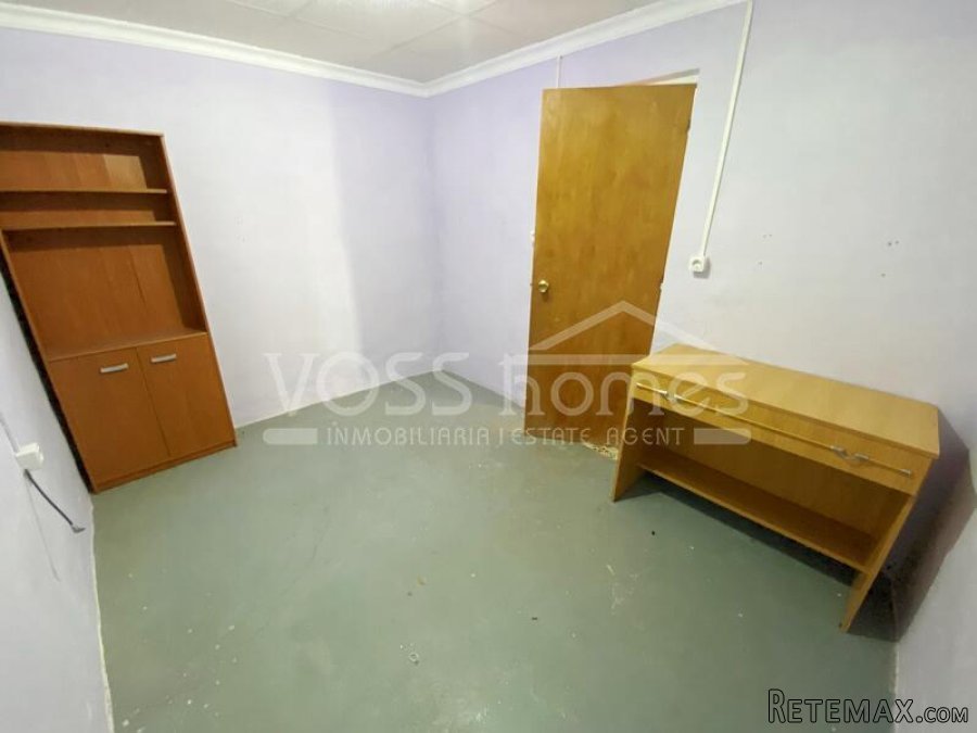 NEW LISTING TO VOSS HOMES - A large two storey Country.. - 14
