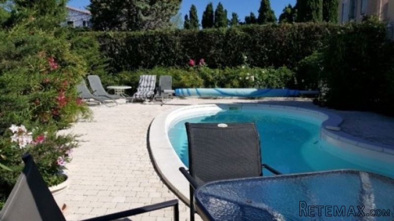 Single Storey Villa With Pool - 2