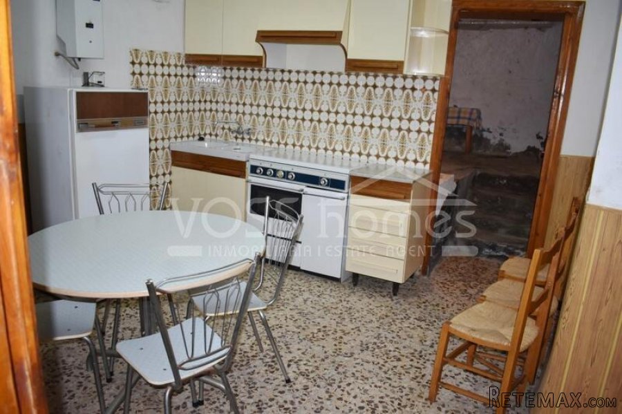A lovely 2 storey village house to renovate currently with.. - 8