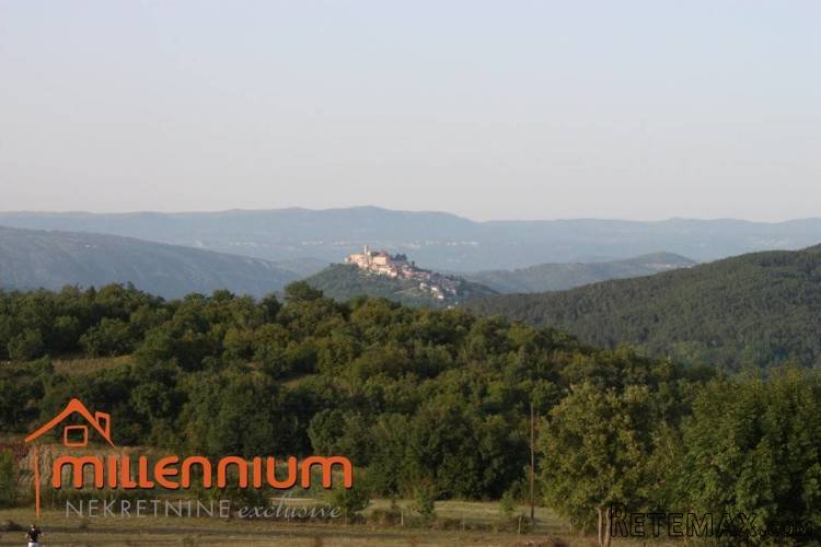 Istra, Karojba, poljoprivredno zemljište od 14.700m2