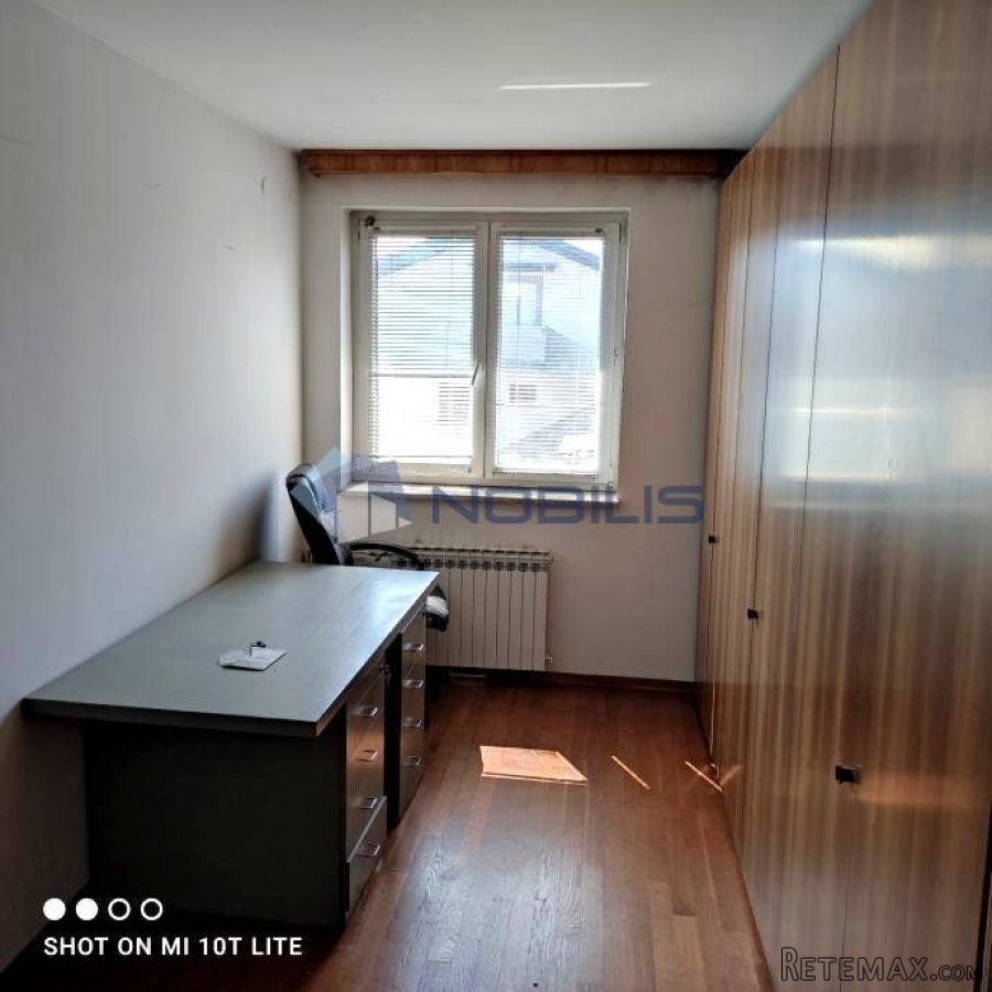 Zagreb (Lučko) kuća sa 2 stana, SNIŽENO - 9