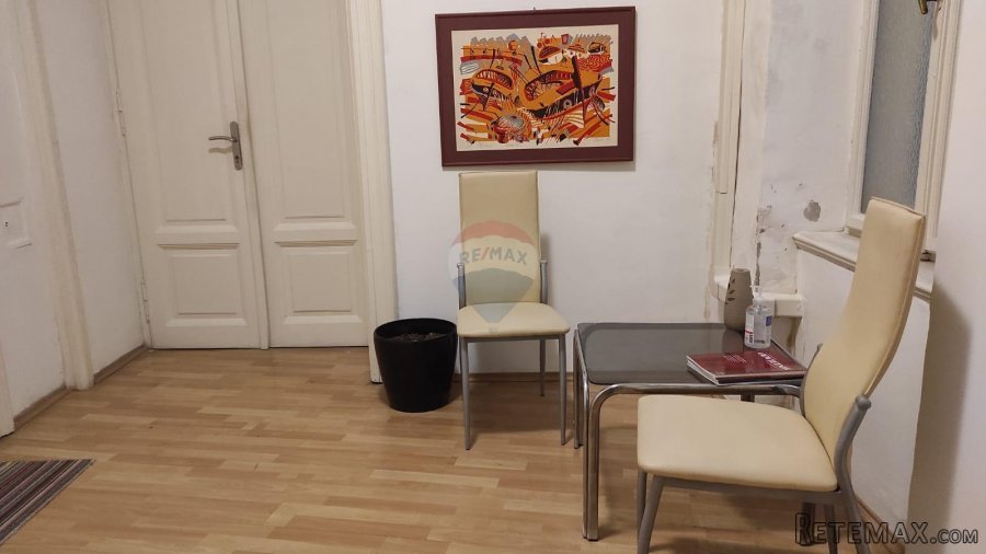 Rijeka, Centar – Poslovni prostor od 90 m2 na 1 katu