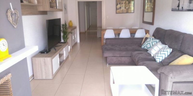 4 Bedroom, 2 Bathroom Reformed..
