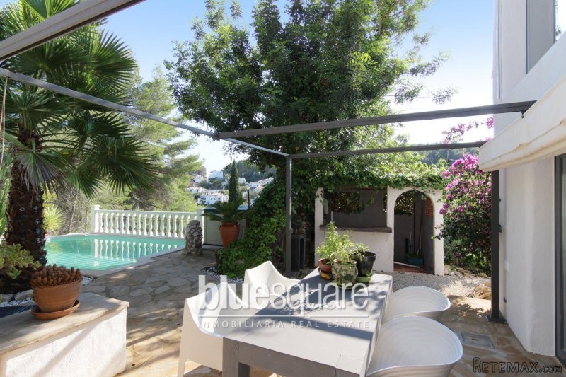 Beautiful 2 bedroom villa near the sea..