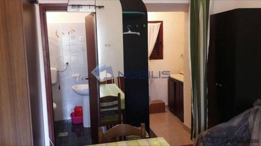 Novi Vinodolski, centar, 42m2, 1. kat, dvije garsonijere. - 6