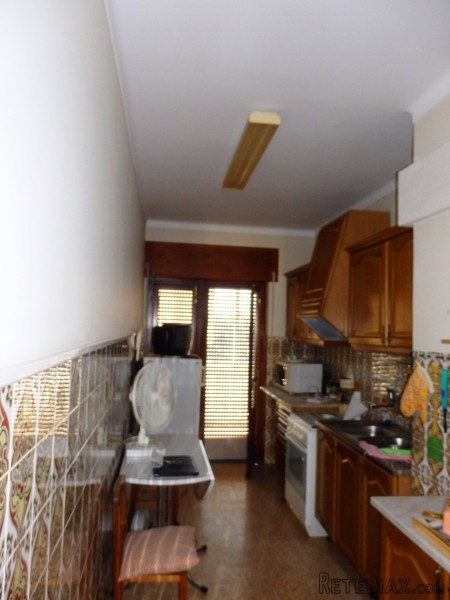 3 Bedrooms Flat For Sale - Santarem - 2