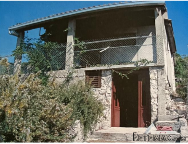 Kuća za renovaciju ili gradnju nove vile, 50 m od mora - 2