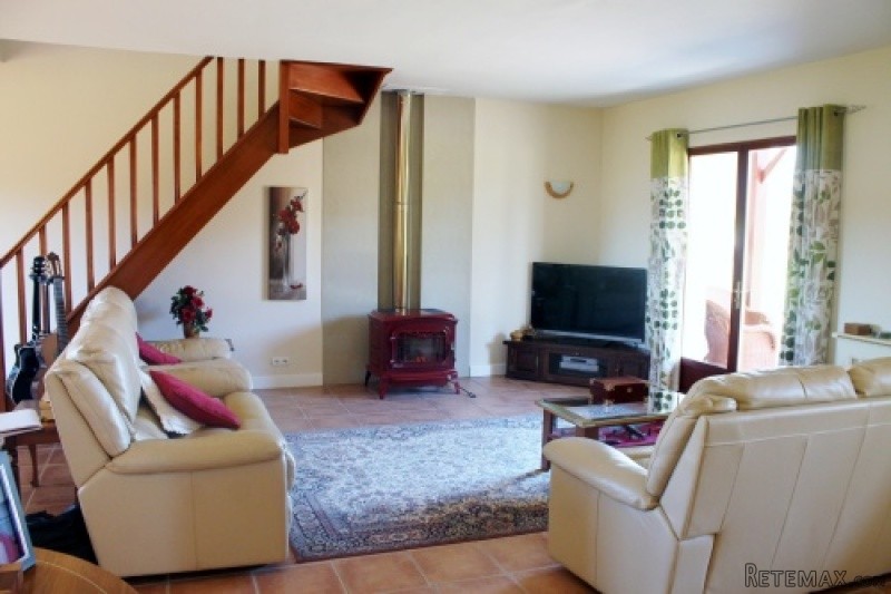 Lovely, bright 4 bed roomed villa in.. - 2