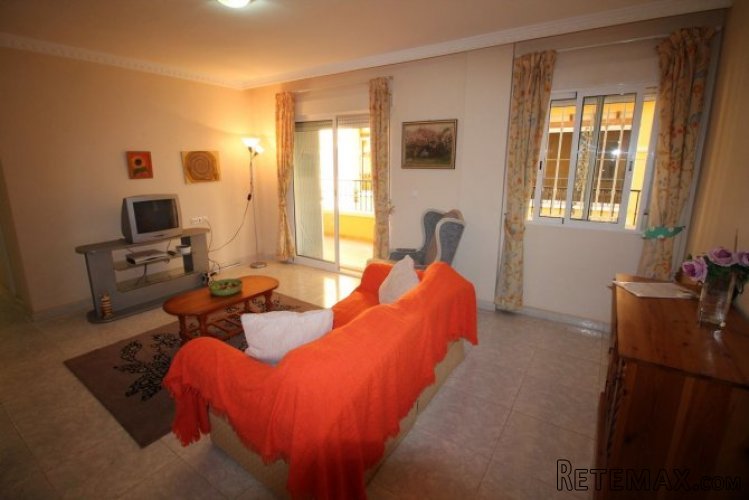 Spacious two bedroom apartment located in the quaint.. - 2