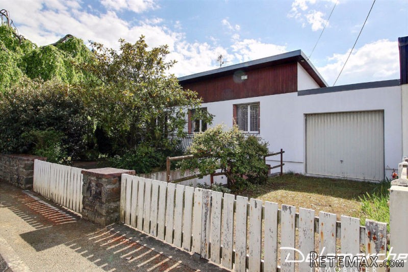 Saint Martin De Brehal - House For Sale