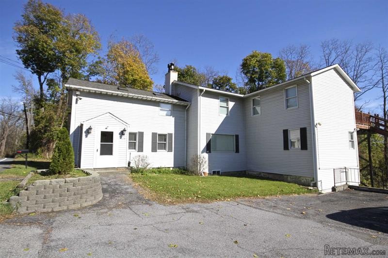 5 bedroom Flat For Sale: 2268 Route 9d..