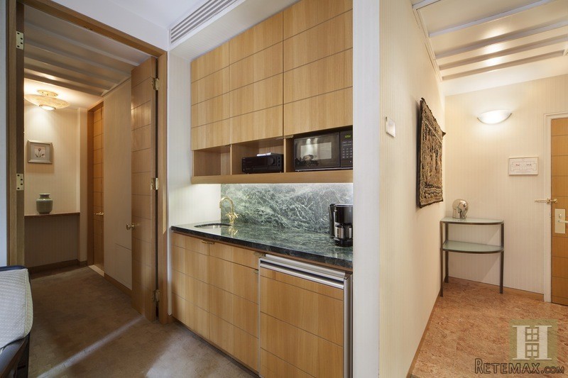3 bedroom Apartment For Sale: 111 EAST.. - 2