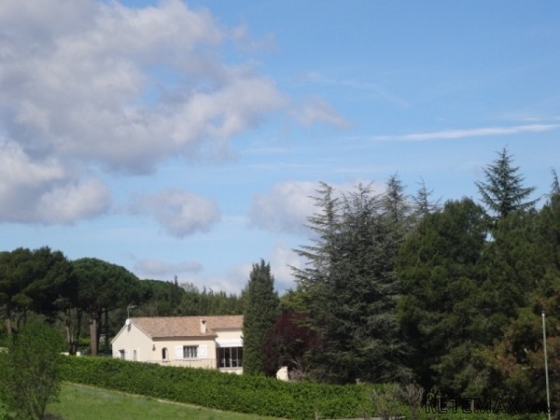 Spacious Villa With 170 m2 Of Living..
