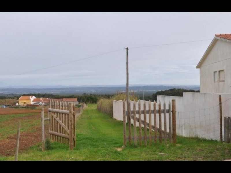 Large Plot of Land near Silver Coast..