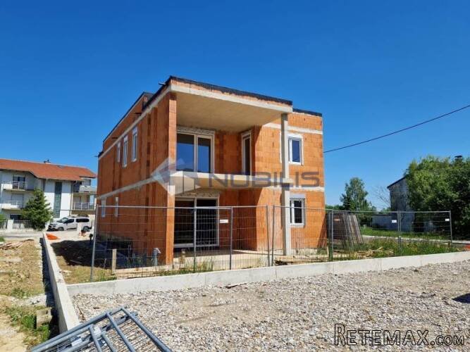 Samobor, moderna obiteljska kuća 207 m2 s vrtom 530 m2 - 7