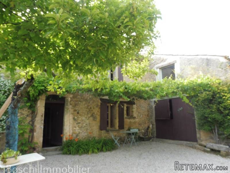 3 Bedroom Farmhouse With Garden..