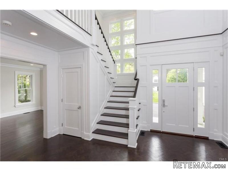 5 bedroom House For Sale: 20 BIRCH.. - 2