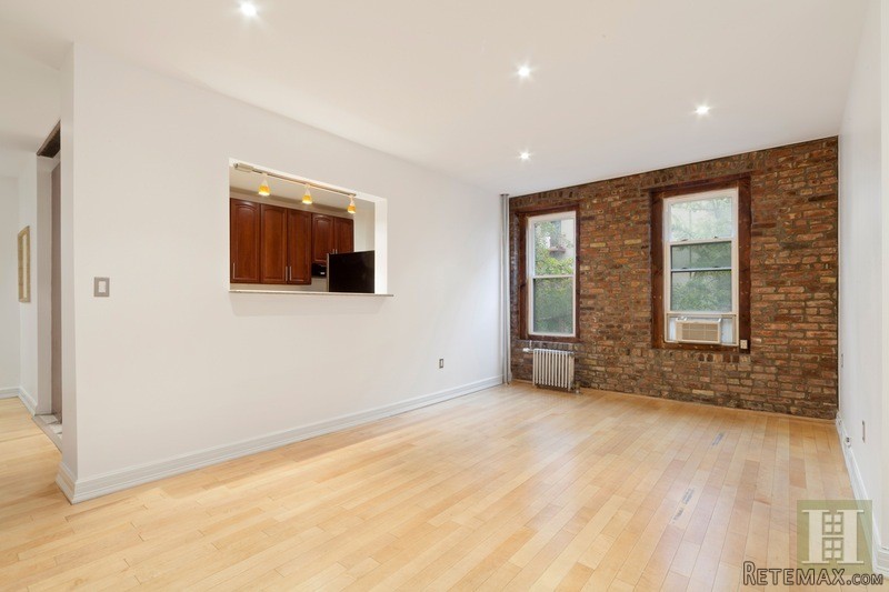 1 bedroom Apartment For Sale: 811.. - 2
