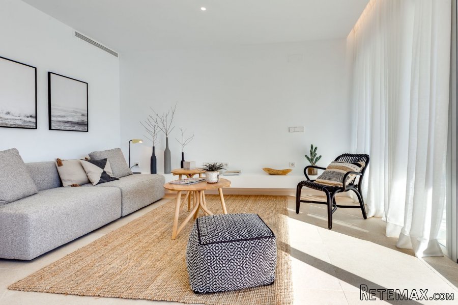 Located in the urbanization Los Balcones Torrevieja.. - 2