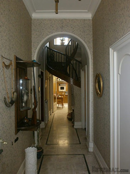 Spacious Town House To Update - 2
