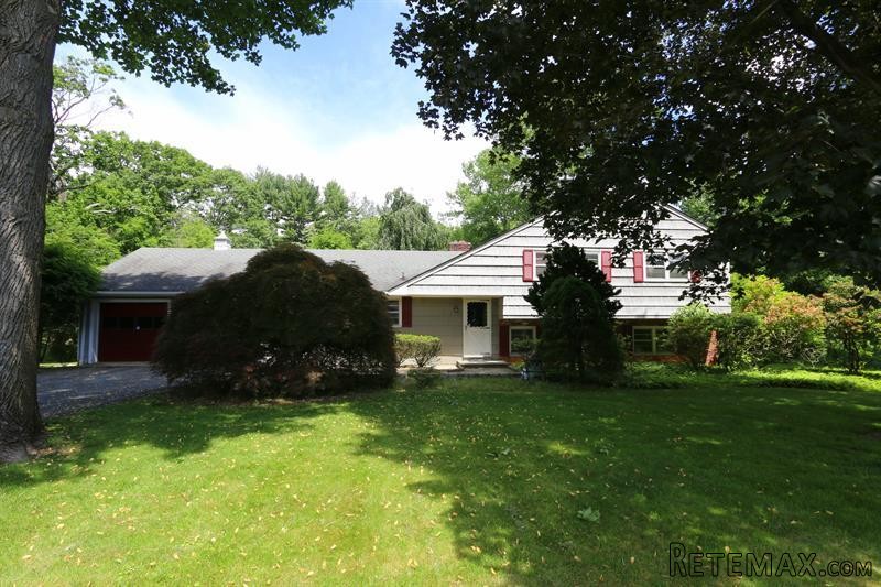 3 bedroom House For Sale: 139 Rolling..