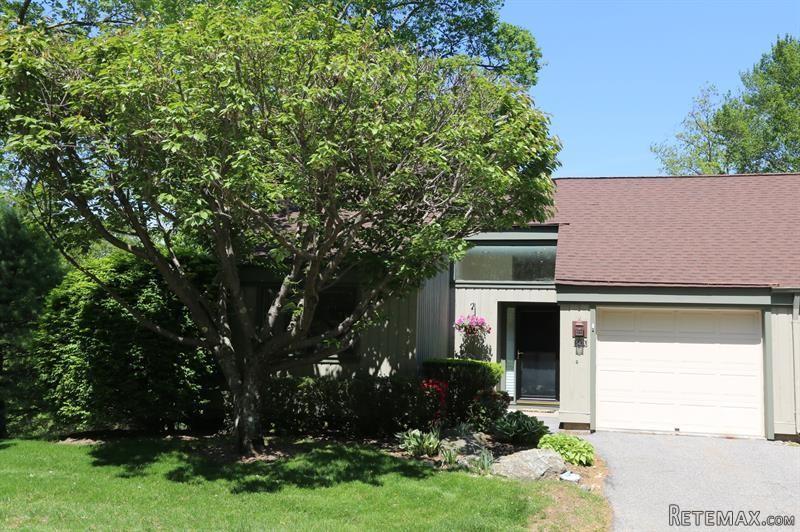 1 bedroom House For Sale: 547 Heritage..
