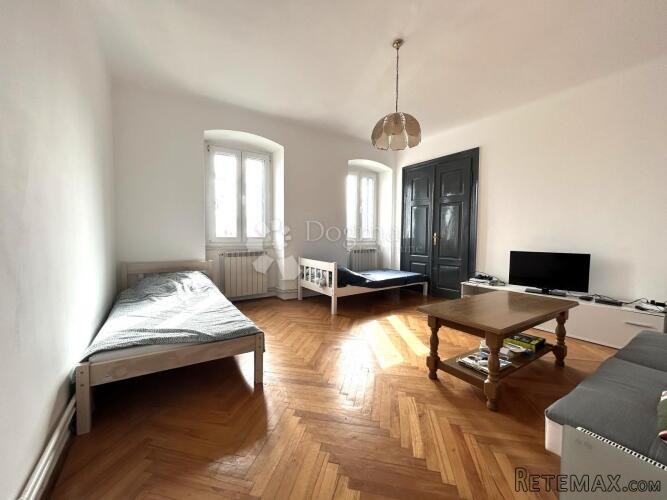Zamet 63 m² južni stan s velikim potencijalom