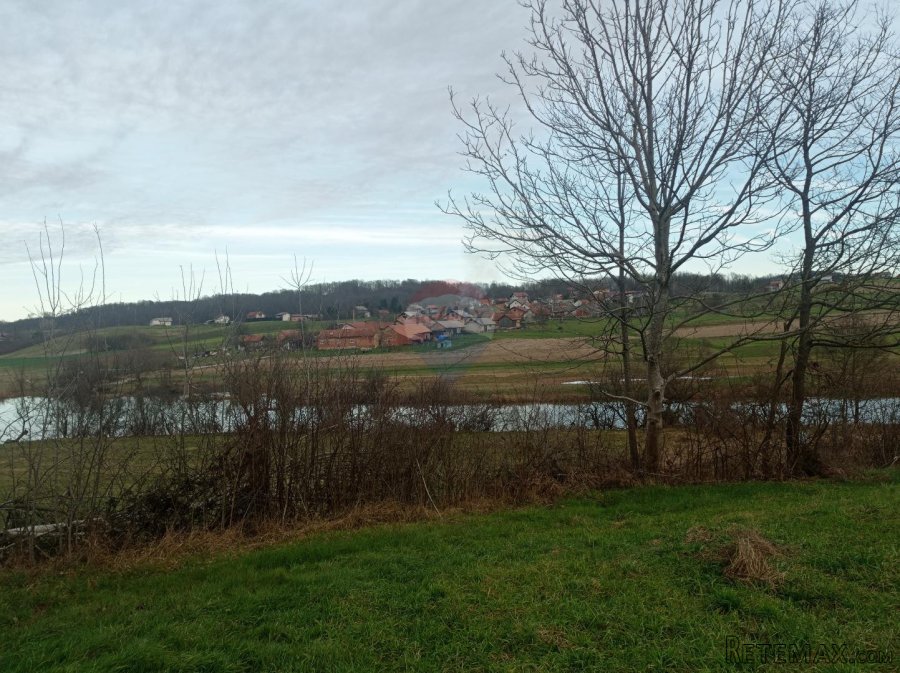 Karlovac,Belaj,poljoprivredni teren uz Koranu,4420 m2
