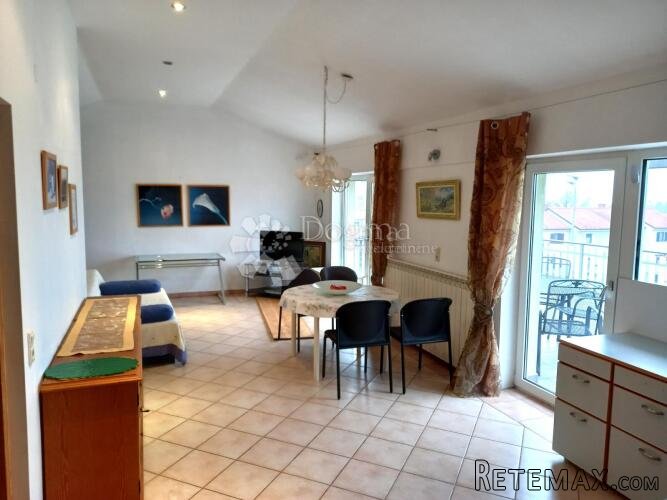 Istra-Umag, apartman sa terasom i pogledom na more