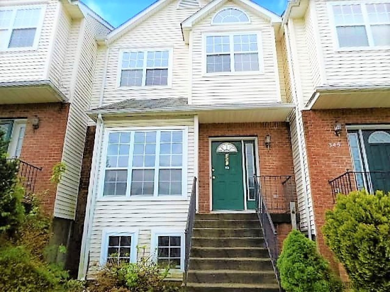 351 Verplanck Ave Beacon, NY, 12508..