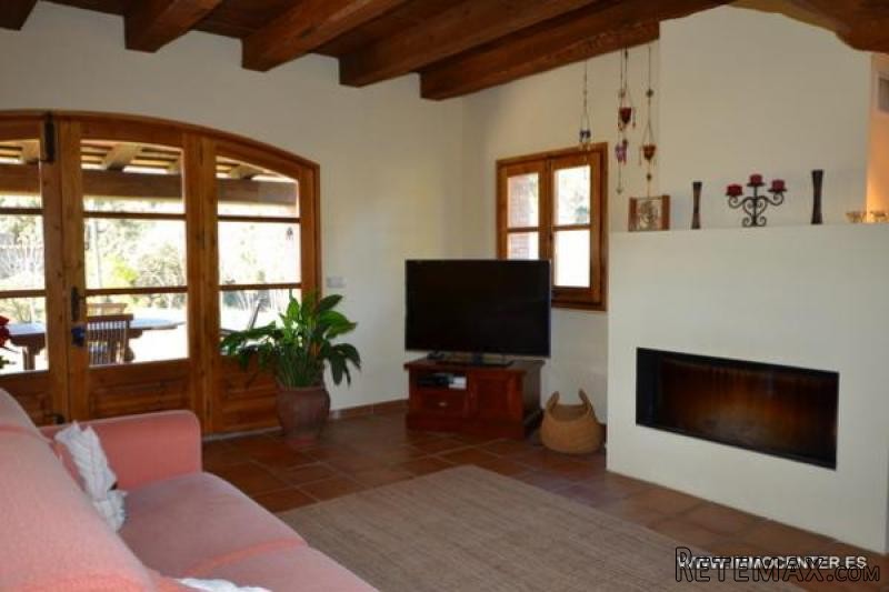 ALT EMPORDA: Comfortable country house.. - 2