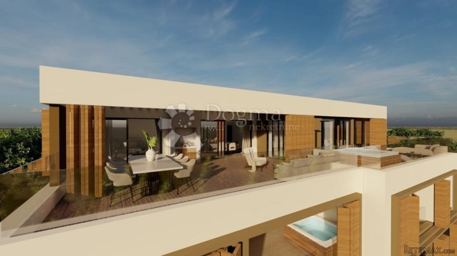 PRIMOŠTEN- LUKSUZNI PENTHOUSE SA SAVRŠENIM POGLEDOM - 2