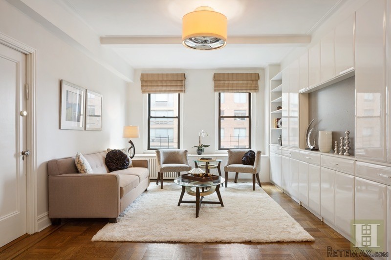 3 bedroom Apartment For Sale: 201 WEST..