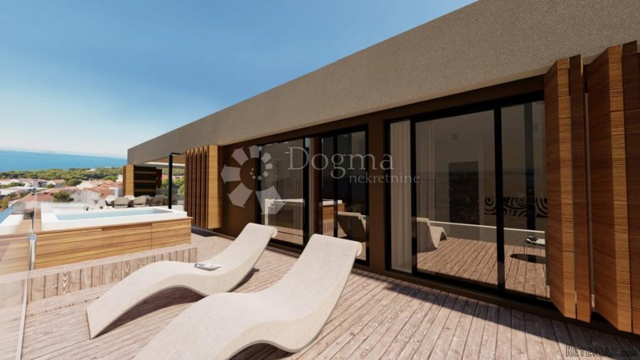 PRIMOŠTEN- LUKSUZNI PENTHOUSE SA SAVRŠENIM POGLEDOM - 3