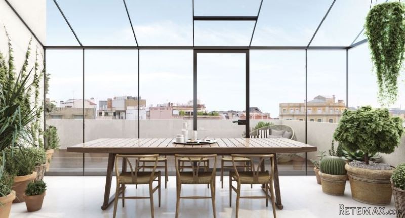 Fourth Floor Duplex with Private..