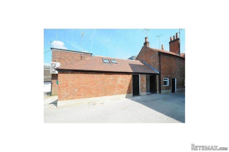 1 Bedroom Flat/Apartment To Rent
