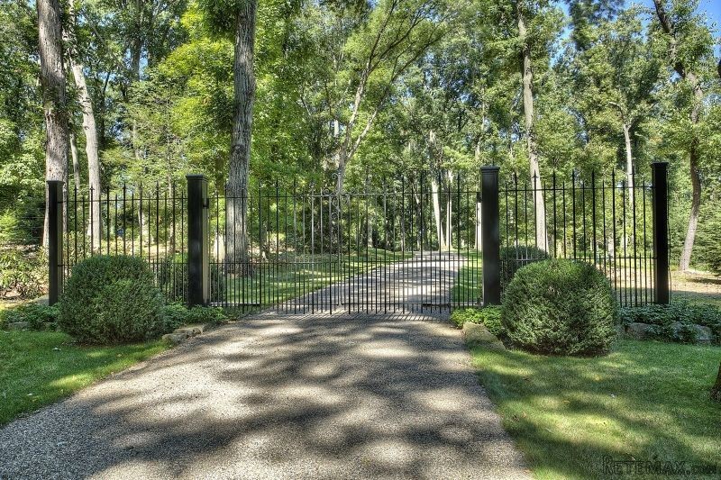 5 bedroom Detached House For Sale: 101.. - 2
