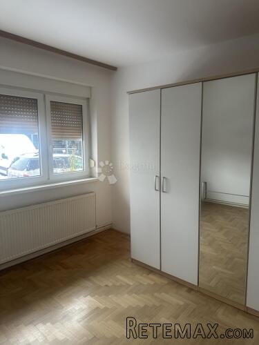 Poslovni prostor 71m2+potkrovlje - 2