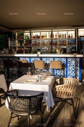 ROVINJ, Prodaje se uhodan restoran uz more (najam prostora) - 3